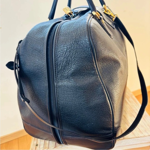 Gucci Black Leather Duffel Bag with Gold Accents - Picture 8 of 16